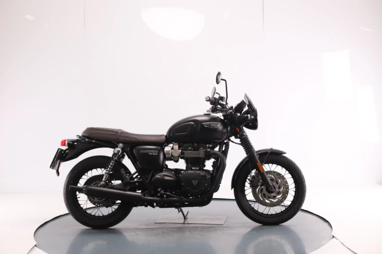 Triumph BONNEVILLE T120 BLACK 2018 #2456