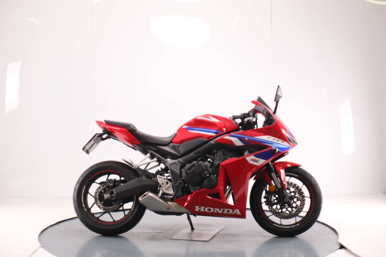 Honda CBR 650 R E-CLUTCH A2 2024 #3602