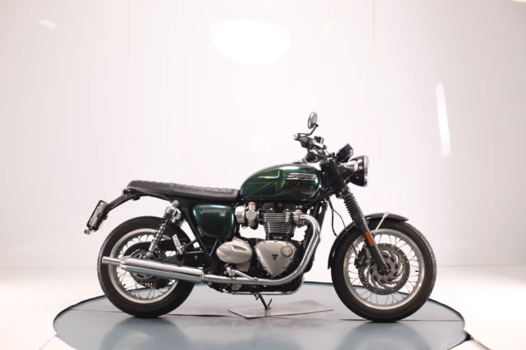 Triumph BONNEVILLE T120 2023 #3640