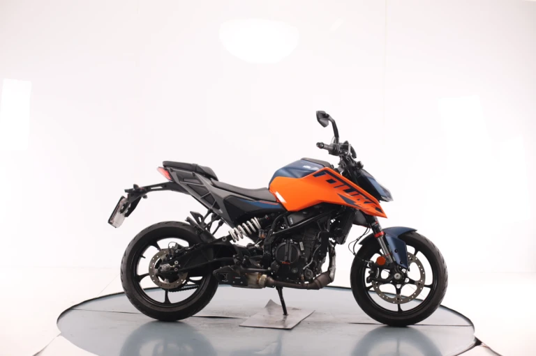 KTM 125 DUKE 2024 #3844