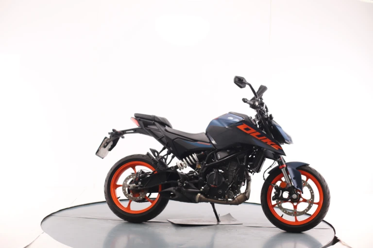 KTM 125 DUKE 2024 #3912