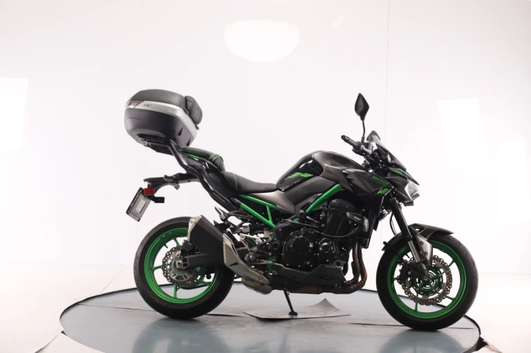 Kawasaki Z 900 2024 #3928