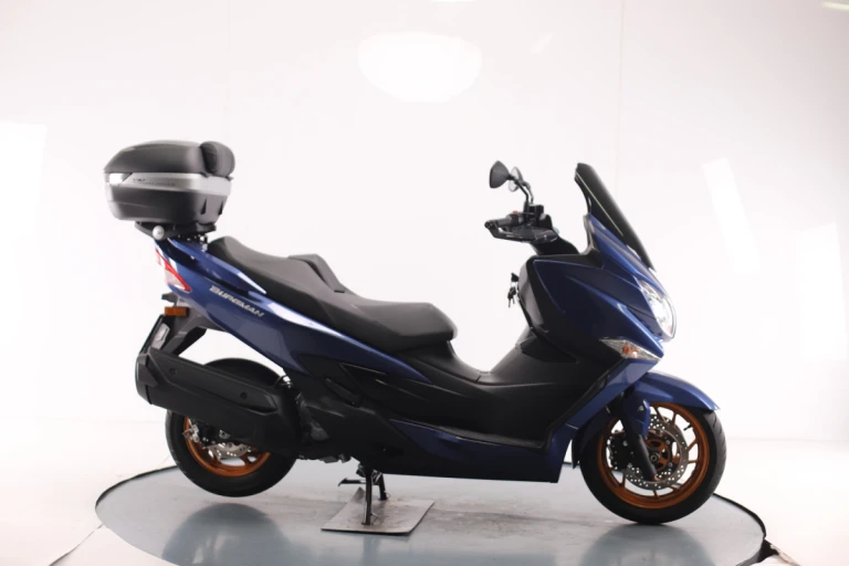 Suzuki BURGMAN AN400 2025 #3968