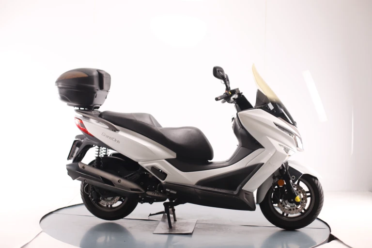 Kymco GRAND DINK 300 2018 #4012