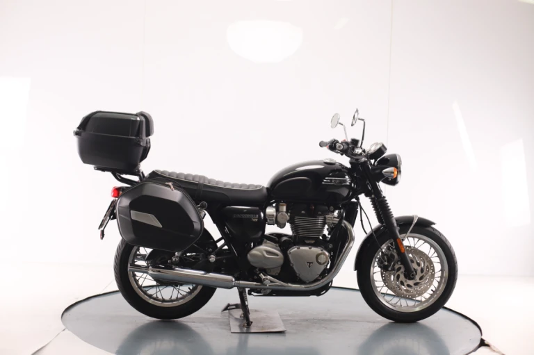 Triumph BONNEVILLE T120 2023 #4041