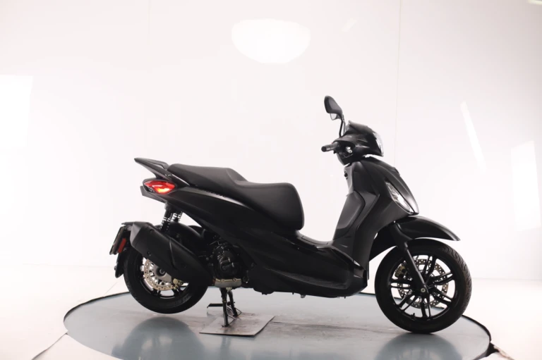 Piaggio BEVERLY 300 HPE 2024 #4057