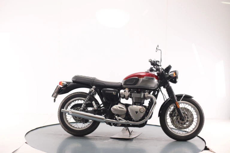 Triumph BONNEVILLE T120 2022 #4085
