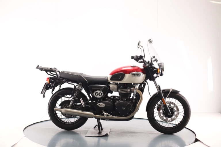 Triumph BONNEVILLE T100 2022 #4139