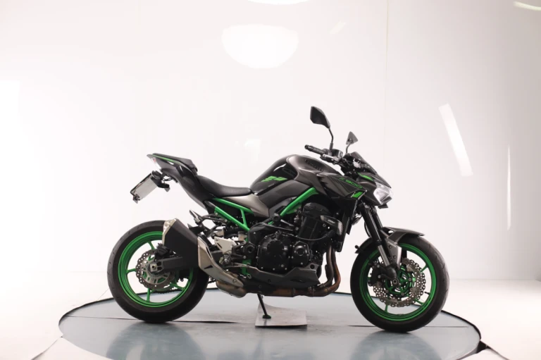 Kawasaki Z 900 2024 #4191