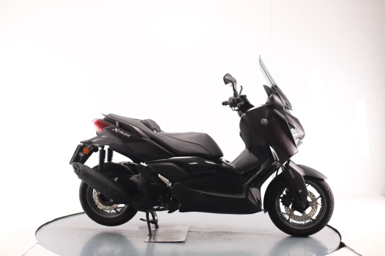 Yamaha X-MAX 125 TECH MAX 2024 #4238