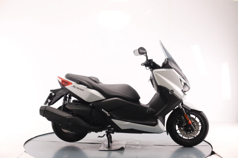 Yamaha X-Max 400 2017 #4262
