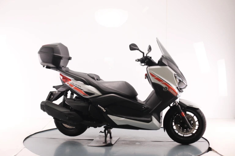 Yamaha X-Max 400 2015 #4273