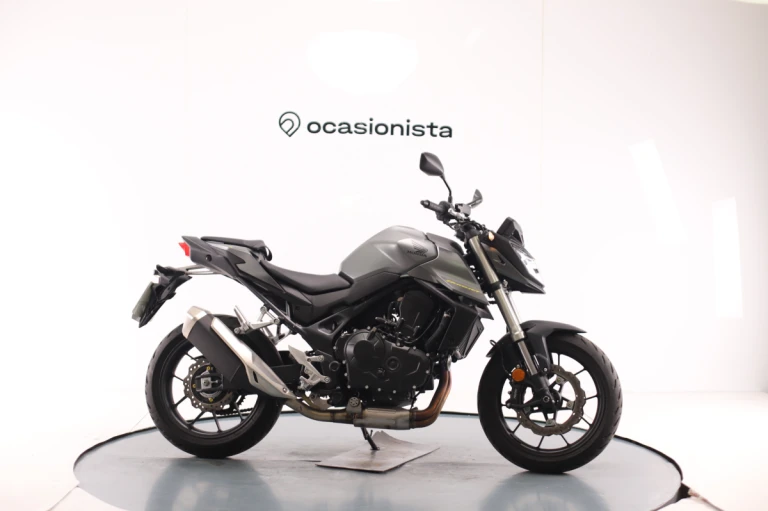 Honda CB 750 HORNET A2 2024 #4356