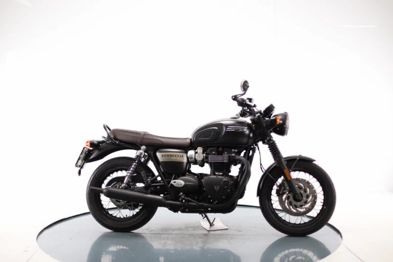 Triumph BONNEVILLE T120 BLACK 2022 #915